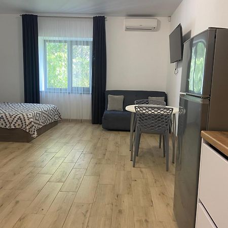 Four Rooms Apartments 切尔卡瑟 外观 照片