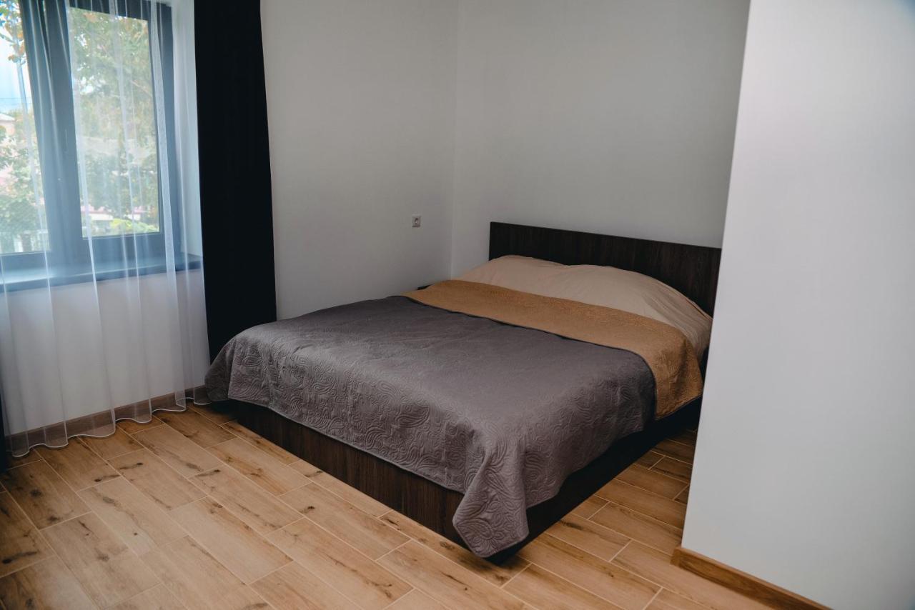 Four Rooms Apartments 切尔卡瑟 外观 照片